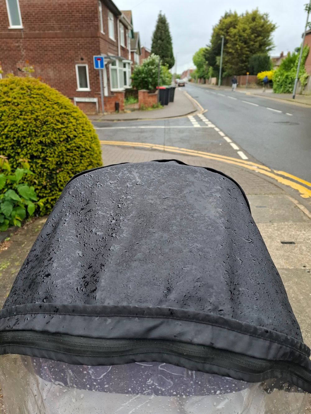School run in the rain